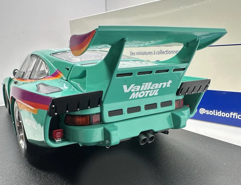 SOLIDO ESCALA 1/18 PORSCHE 935 K3 #51 "KREMER-VAILLANT" VERDE 1/18 DIECAST Foto 2 de 4