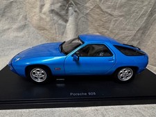 Porsche 928 1/18