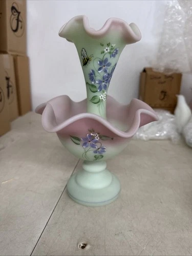 Fenton Lotus Mist One Horn Epergne