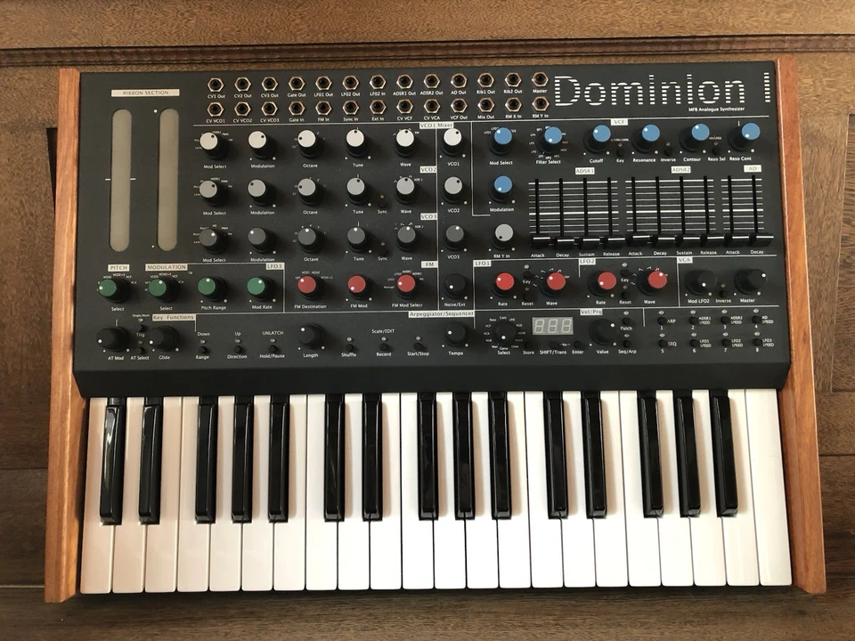 MFB Dominion 1 | Top Zustand - Bild 2 von 2