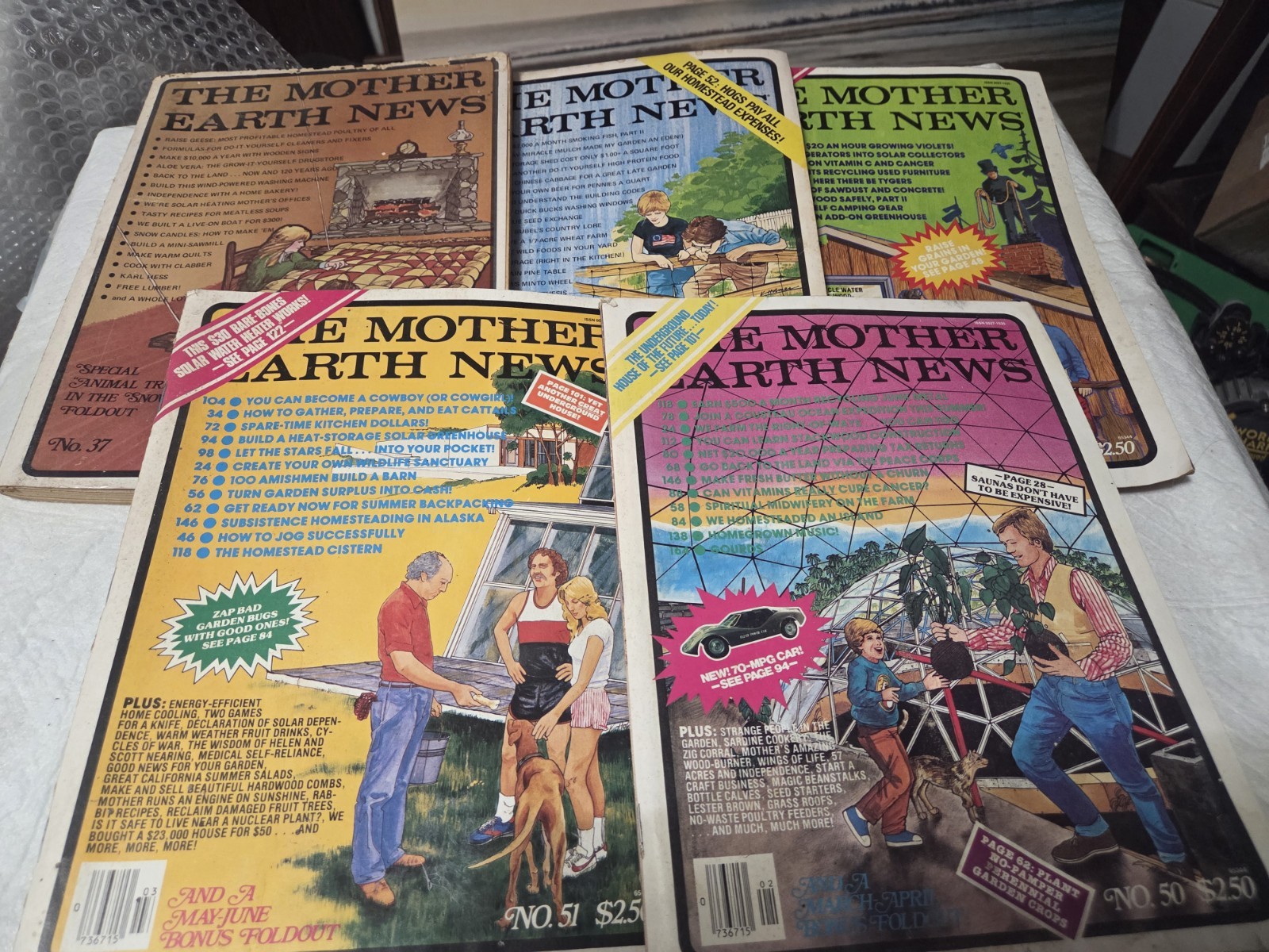 The Mother Earth News Magazine Lot 5 Issues #37 40 49 50 51 Homesteading
