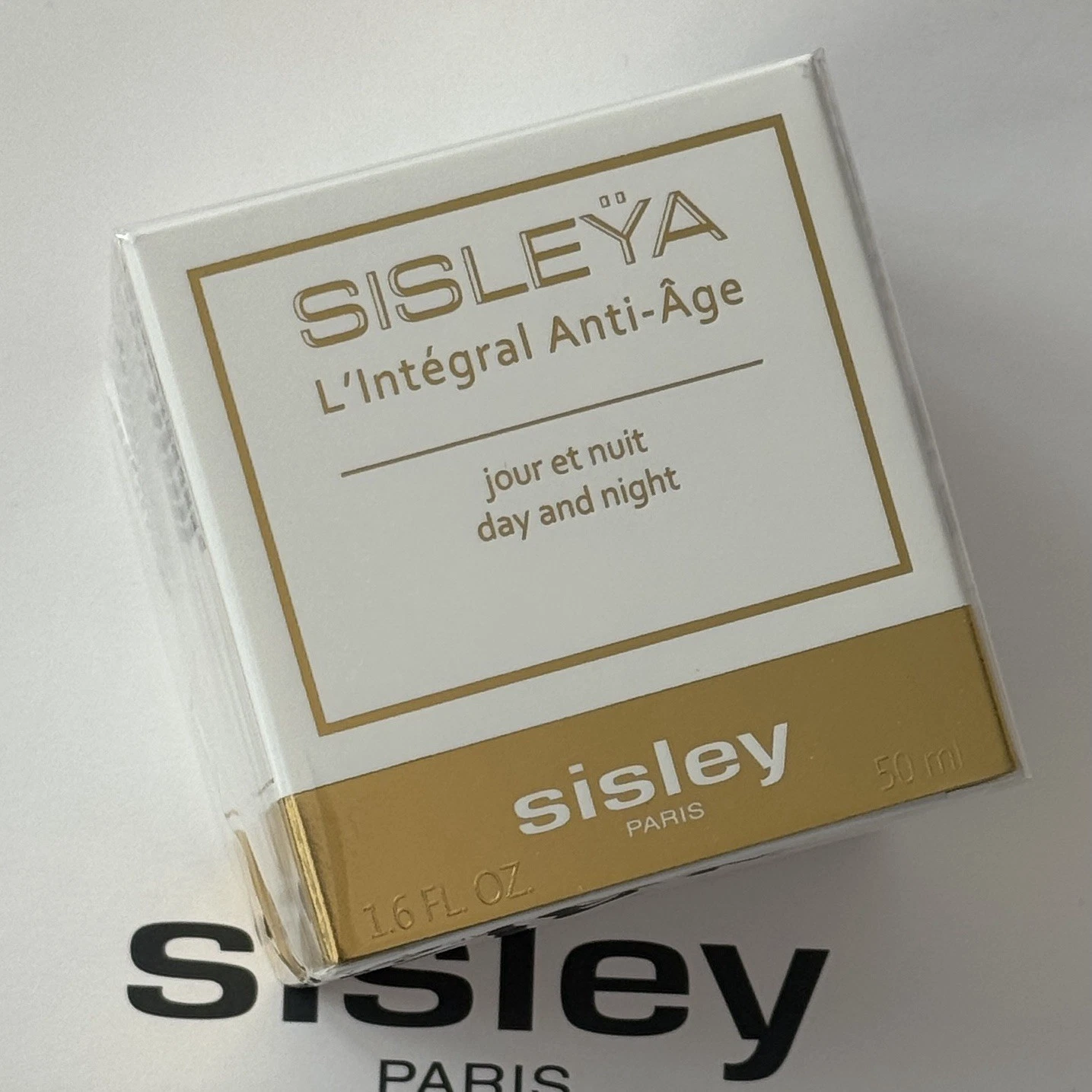 Sisley Sisleya L'Integral Anti-Age Day and Night Cream - 50ml/1.6oz