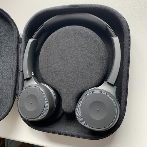 Cisco Headset 730, Wireless On-Ear Bluetooth Headset with Case and charge stand - Afbeelding 4 van 7