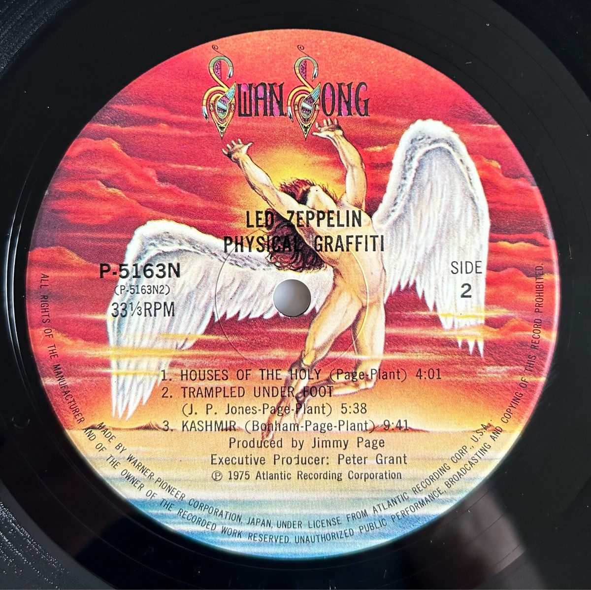 LED ZEPPELIN PHYSICAL GRAFFITI JAPAN VINYL 2LP RECORD 1975 P LED ZEPPELIN PHYSICAL GRAFFITI JAPAN VINYL 2LP RECORD 1975 P