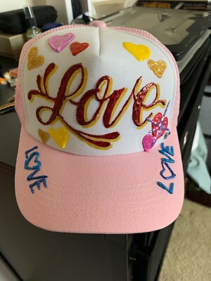 baseball caps