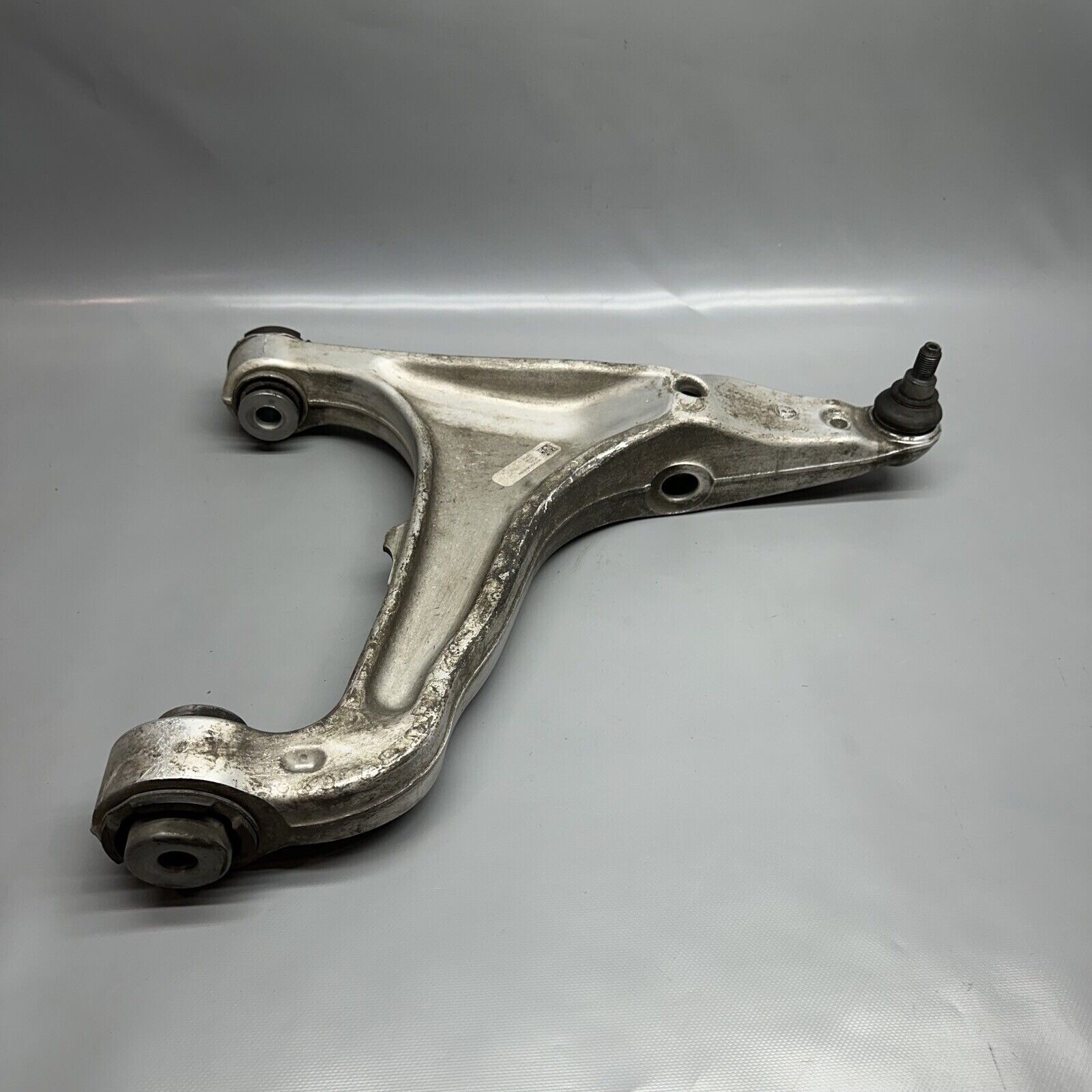MASERATI LEVANTE LOWER CONTROL ARM RIGHT FRONT 2017 18 19 20 21 2022 06700319920