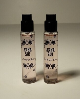 2 Anna Sui L'AMOUR ROSE Eau De PARFUM Purse SPRAY for WOMEN .50 OZ EACH