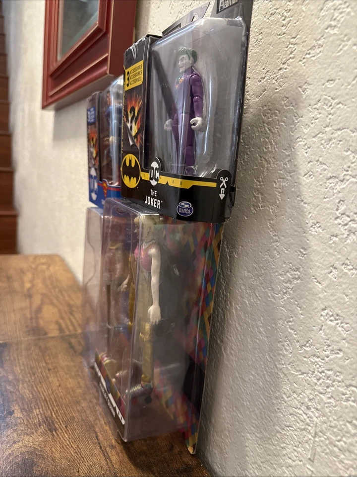 Lote de héroes y villanos de DC - Figuras de Robin, Superman, Joker, Harley Quinn | Nuevas Foto 4 de 4