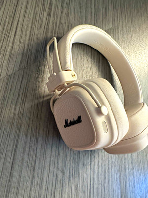 Marshall Major IV Wireless Bluetooth On-Ear Headphones w/ Mic 40mm White