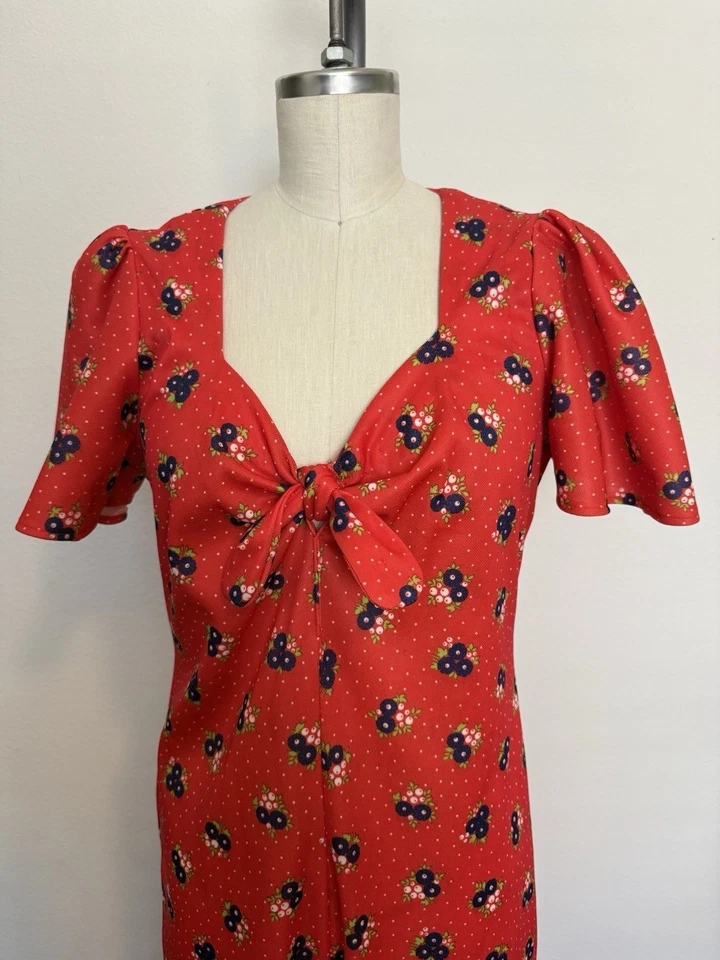 Vintage 1970s Red Floral Wide-Leg Jumpsuit with Puff Sleeves, Size Medium - Image 3 of 4