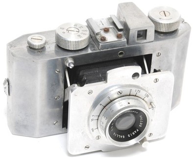 @ Gallus Derlux 127 film camera strut-folding w. Gallix 3.5/50mm lens 3 x4cm exp