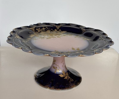Vintage Kuchenständer GDA Limoges Frankreich Porzellan Kobaltblau Gold Blumen