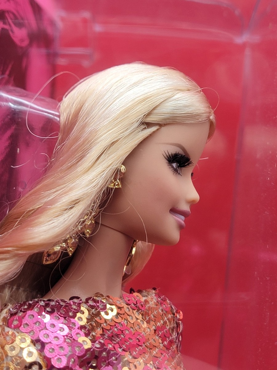 2009 Mattel Barbie as Heidi Klum Blonde Ambition Pink Label 2009 Mattel Barbie as Heidi Klum Blonde Ambition Pink Label
