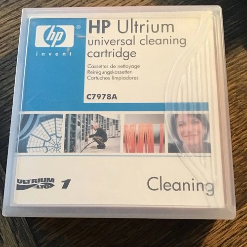 HP C7978A Ultrium universal cleaning cartridge