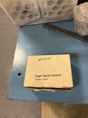 NEW EAGLE SIGNAL 120V 60SEC ELECTRONIC TIMER DG105A3