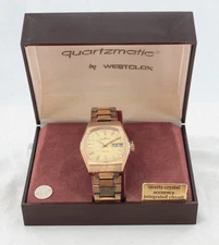 Vtg Men's 70s NOS Gold Tone Quartzmatic Integrated Circuit Watch In Box 1970s