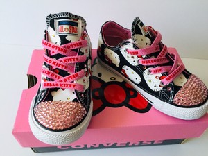 infant hello kitty converse