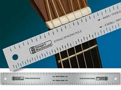 Saitenabstandslineal für Gitarren und andere Instrumente - abgestufte Breiten