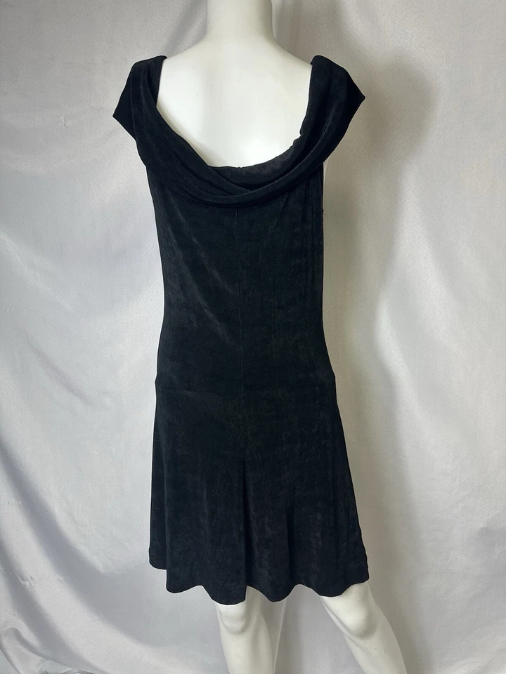 VESTIDO NEGRO VINTAGE MODA INTERNATIONAL TALLA MEDIANA Foto 4 de 4