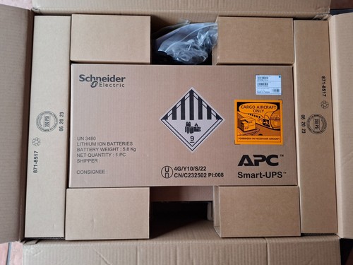 apc smart-ups 3000va SRTL3KRM1UC - 第 5/7 張圖片