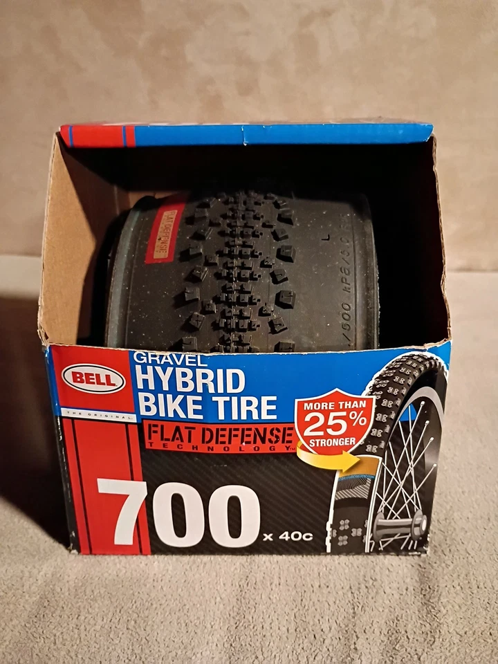 Pneu de bicicleta híbrido Bell Gravel bicicleta defesa plana 700 x 40c novo em folha  - Imagem 2 de 4