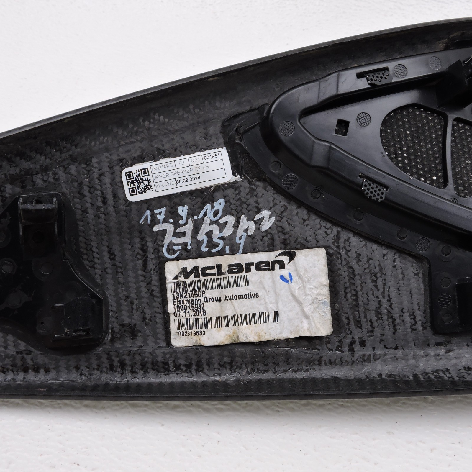 19-21 Mclaren 600LT Left Bowers & Wilkins Speaker Cover Carbon Fiber Oem  -2424L