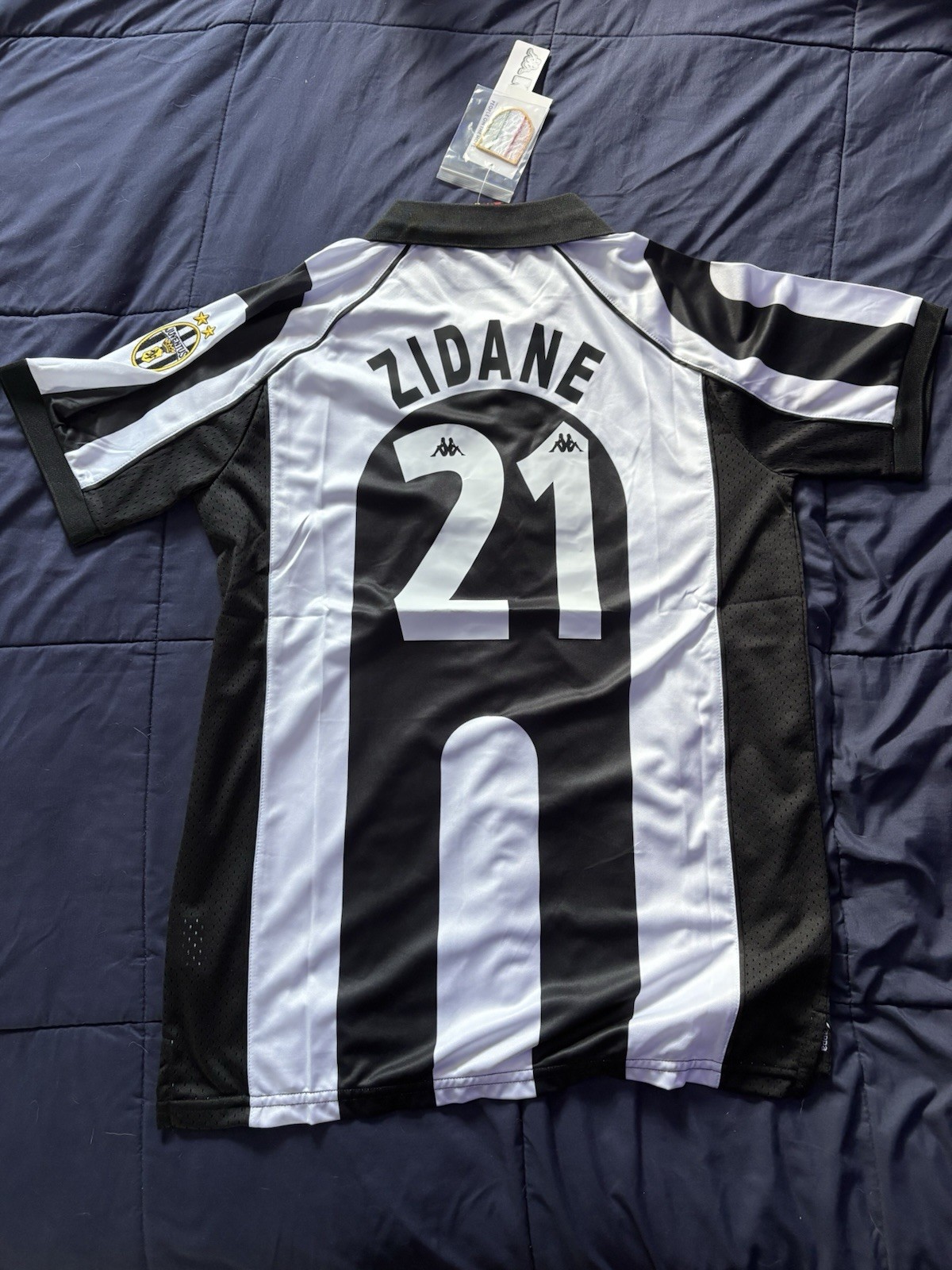 Juventus 97/98 Home Soccer Jersey Zidane #21 Retro Football Shirt