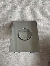 Grohe Nova Cosmopolitan WC Dual Flush Button Chrome Wall Plate 38765 000