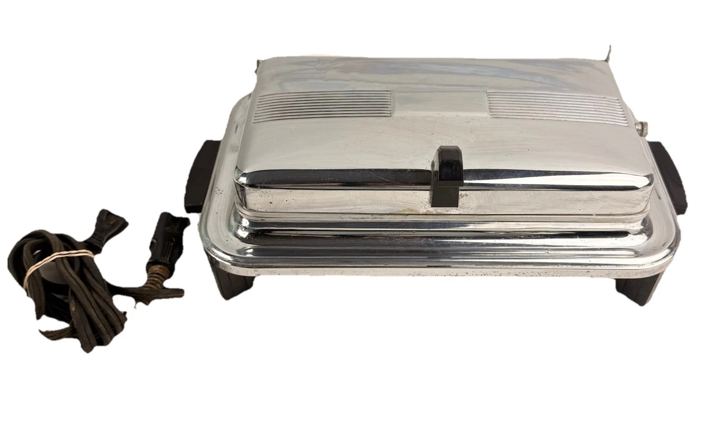 Vintage Universal Art Deco Sandwich Grill Press Toaster Panini Maker Chrome MCM
Opens in a new windo