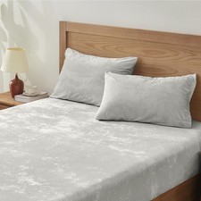 BEDELITE Velvet Fitted Sheet and Pillowcases Set, Luxury Queen, Light Grey