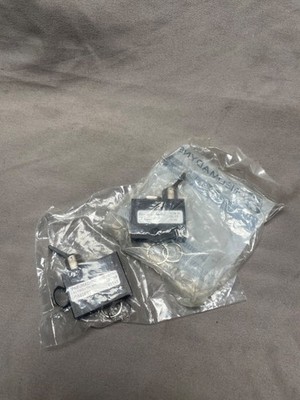 Pneumadyne C040901 3-way (NC) detented toggle control valve 1/8 NPT (FM) ports