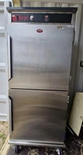 FWE TST-22SL Heated Holding Cabinet Food Warmer on Casters – 120V, 18.3A, Used