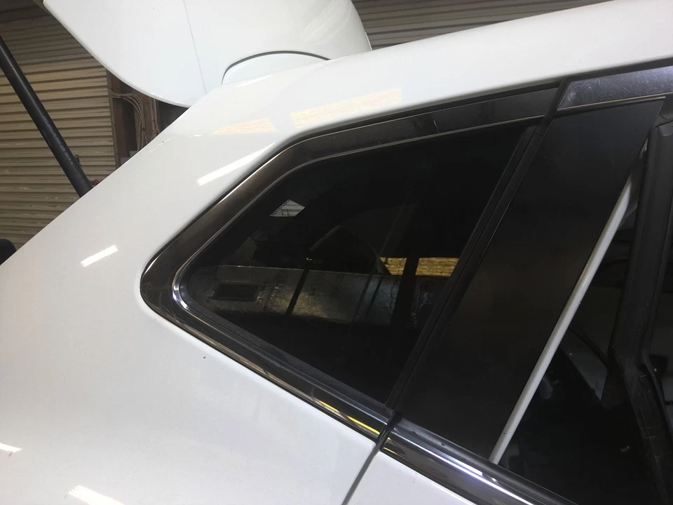 Fits 2017 - 2022 NISSAN ROGUE SPORT RH Passenger Quarter Glass Window OEM Foto 2 de 2