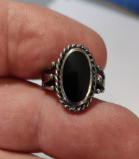 Beautiful Ladies Sterling Silver 925  Black Onyx Ring Size 6