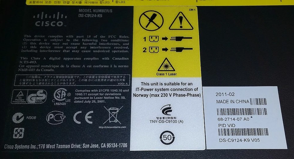 Cisco DS-C9124-K9 MDS 9124 24-Port Multilayer Fabric Switch w/ 2x PSU's Used - Image 4 of 4
