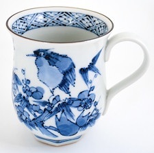 Ancienne tasse tasse japonaise oiseau bleu et blanc sur le prunier porcelaine...