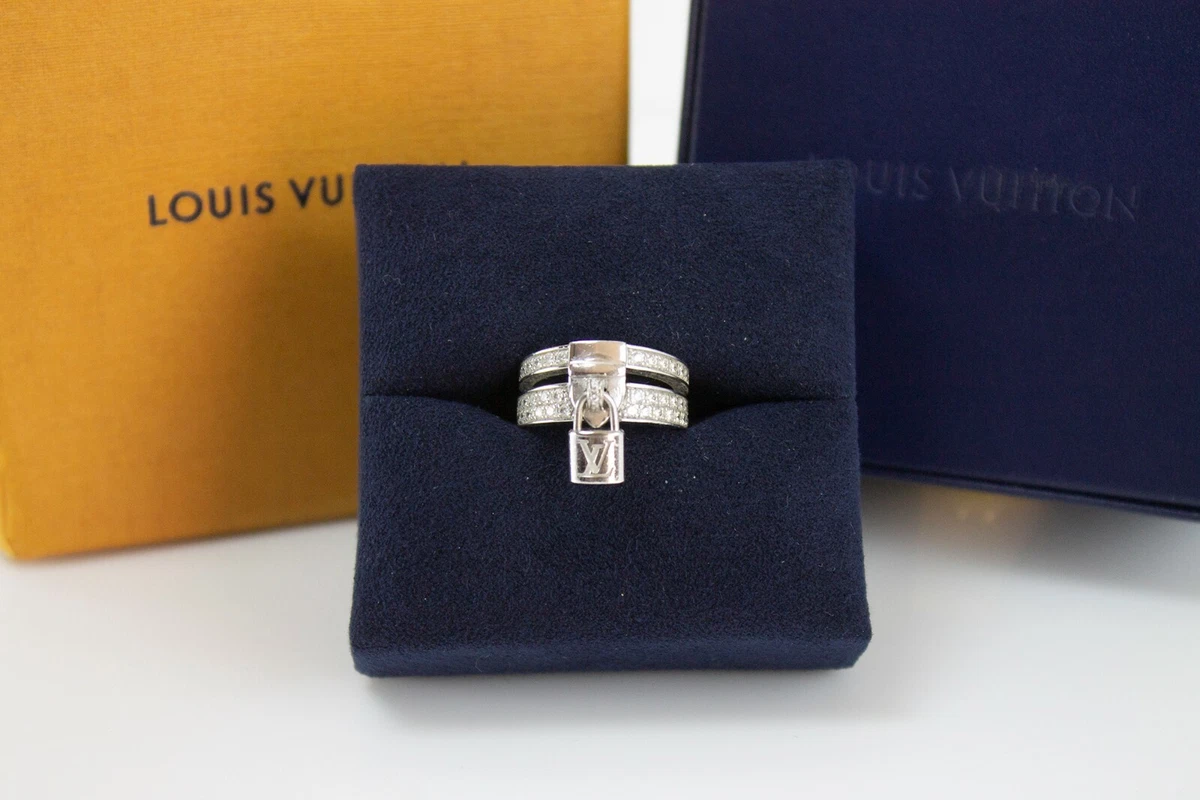 Louis vuitton store lockit ring