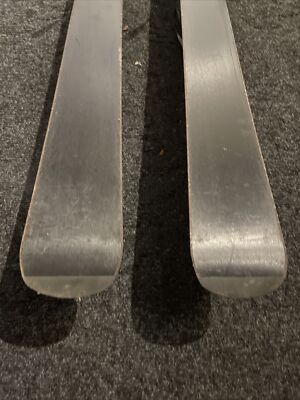 Elan Flow XT Adult Downhill Skis 152 CM With Elan EL10 Bindings