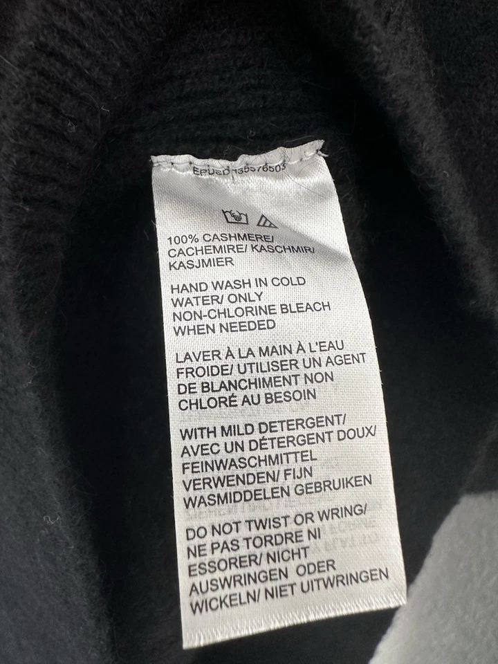 Saks Fifth Avenue 100% Cashmere Turtleneck Sweater Women’s M Black Long Sleeve - Image 4 of 4