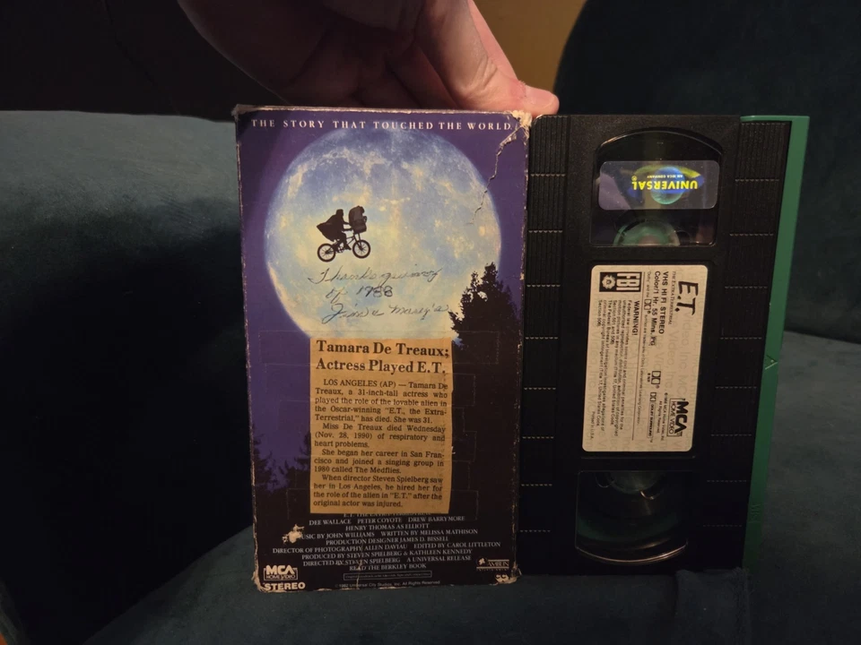 VHS Tape Lot Untested (One Sealed): E.T., Babe, Willy Wonka, Apollo 13 - Image 4 of 4