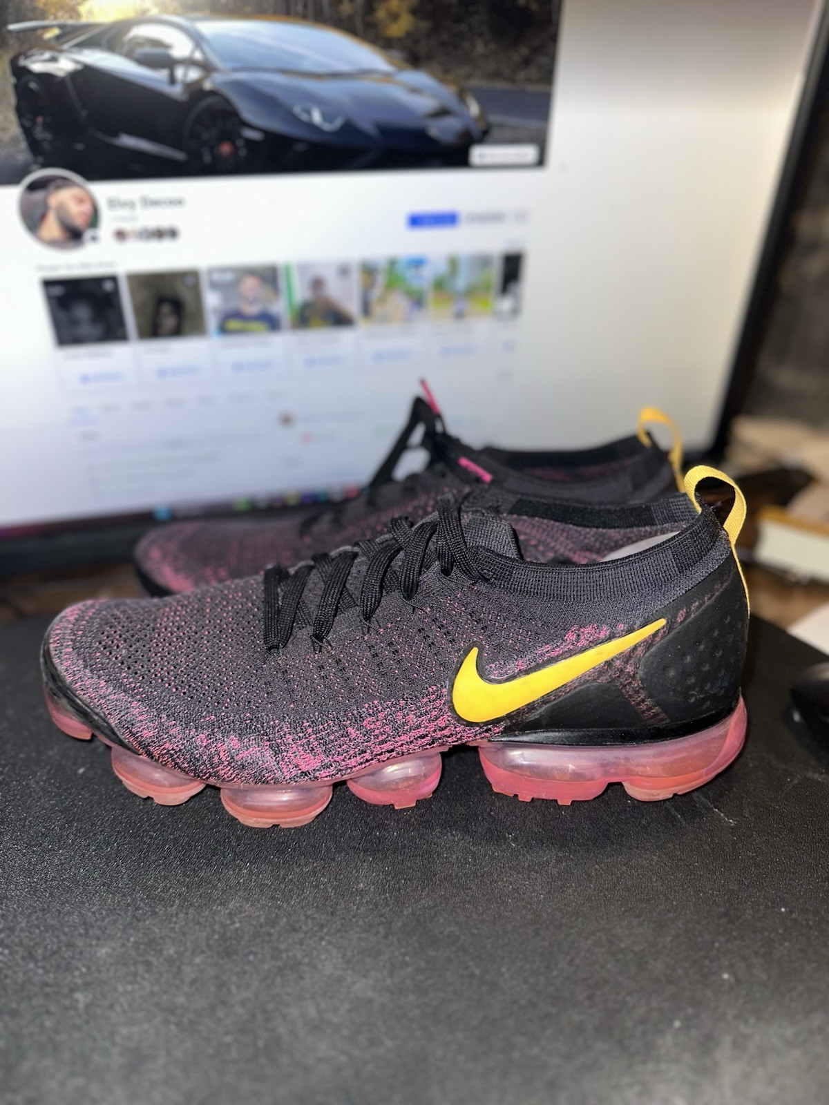 Nike AirVaporMax Flyknit 2 Pink Blast 2018 Size 12 | eBay display picture 3