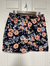 Croft  Barrow Stretch Floral Blue Casual Skort Size 12 Golf Outdoor