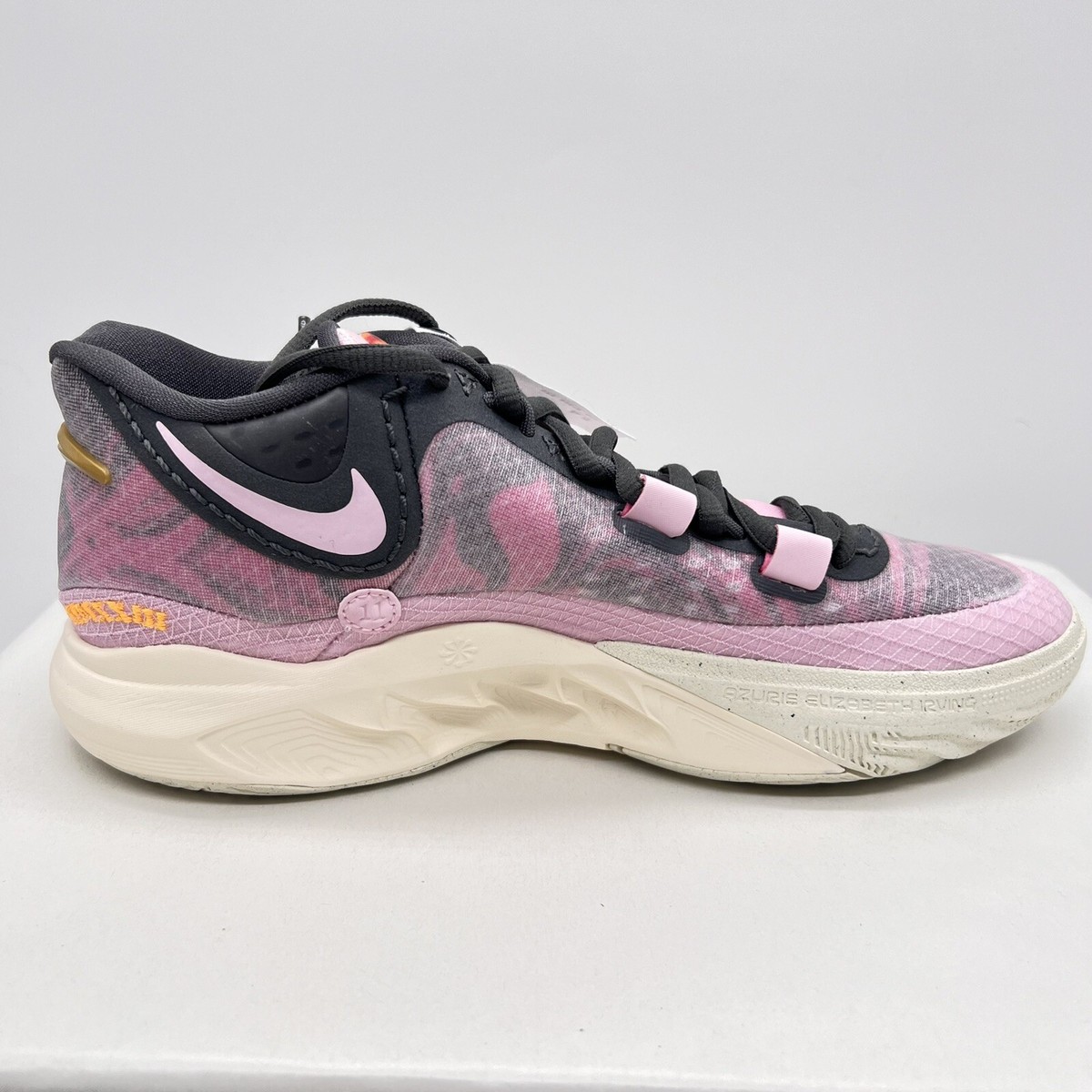 New- Size 13 Men- NO BOX- Nike Kyrie 8 “All star”DV1194 600  display picture 3