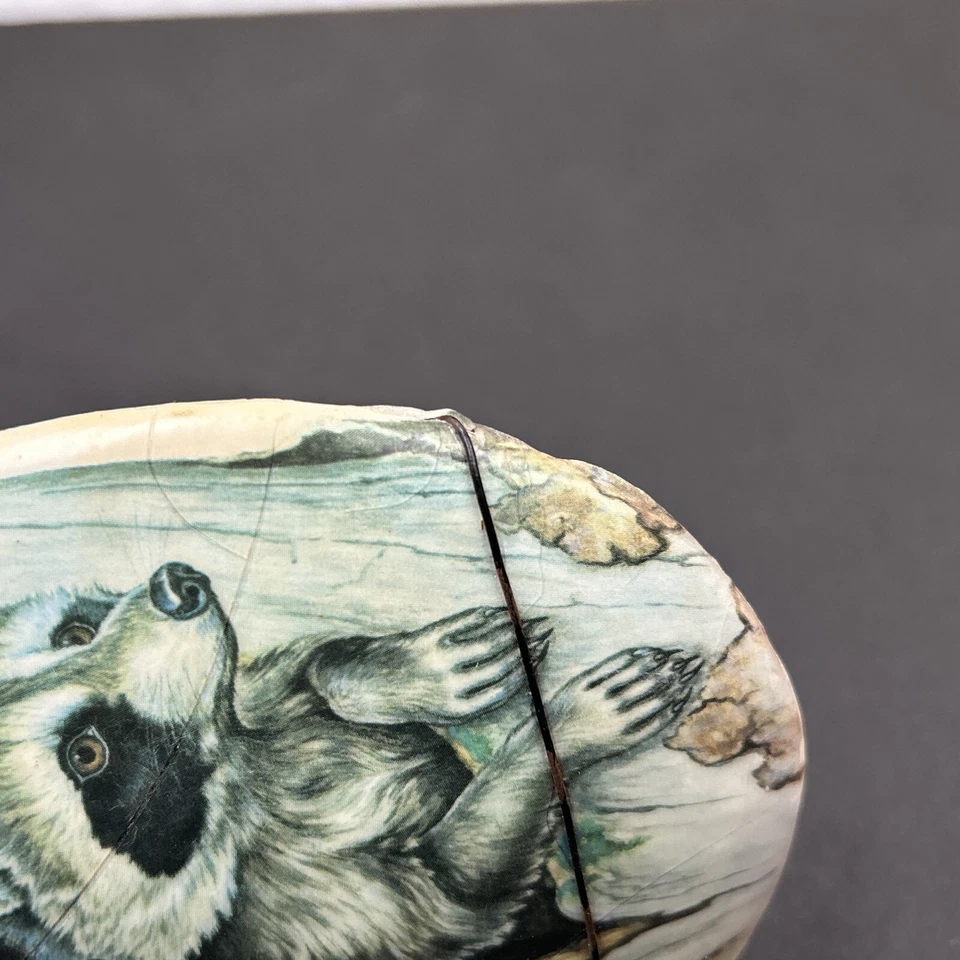 Vintage Hand Made Plaster Raccoon Art Transfer Oval Wall Plaque Decor 5 x 4 in - Image 4 of 4