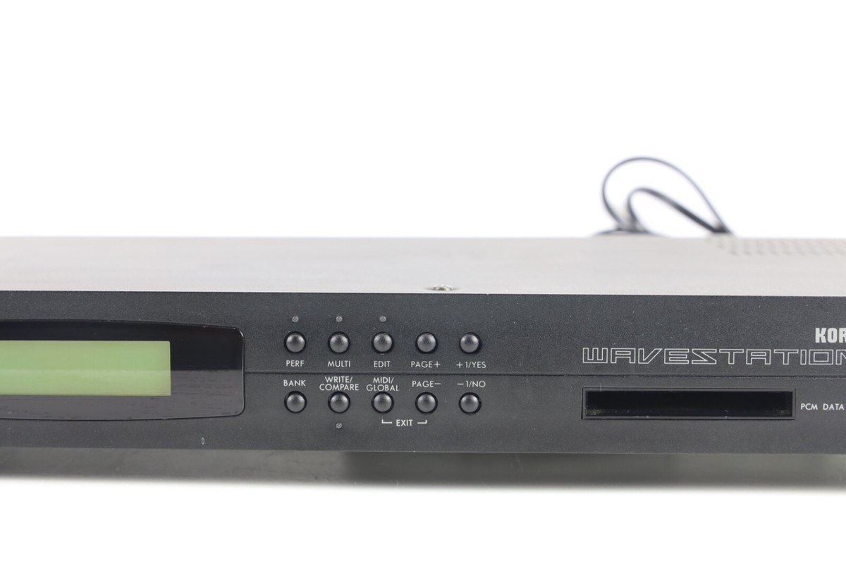 Korg Wavestation SR WS-SR TR-Rack Rackmount Synthesizer Korg Wavestation SR WS-SR TR-Rack Rackmount Synthesizer