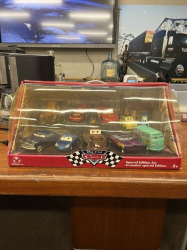 10 NOS Disney Special Edition Large car set Rare