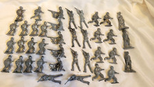 Lot of Vintage Soldiers Lead Soldiers Army Men 38