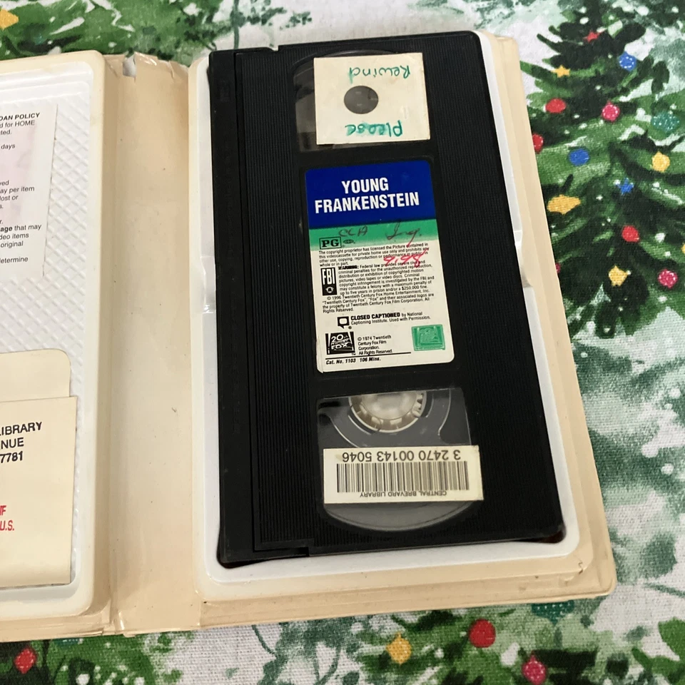 Young Frankenstein 1999 VHS From Local Library Foto 3 de 4