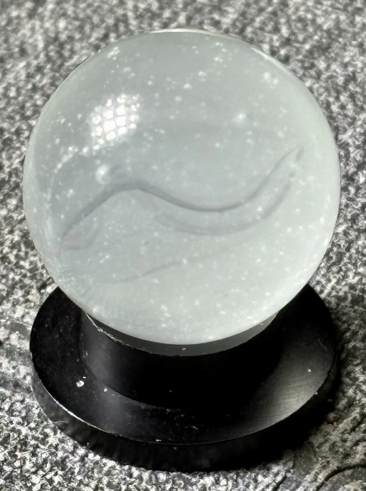 VTG Vitro Agate Whispy Conqueror .60” NM - Image 3 of 4