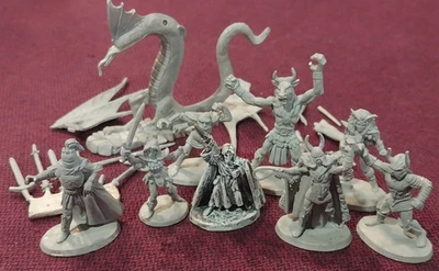 Coffret Dragon Ral Partha / Games Workshop - Miniatures Non Peintes - UK